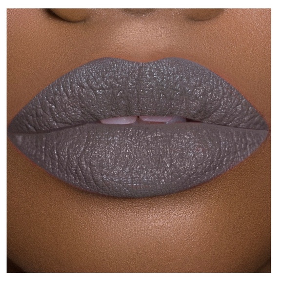 GRAVE DIGGER New in Box Jeffree Star‎ Velvet Trap Lipstick in Grey Halloween - Picture 3 of 10